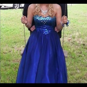 Prom dress